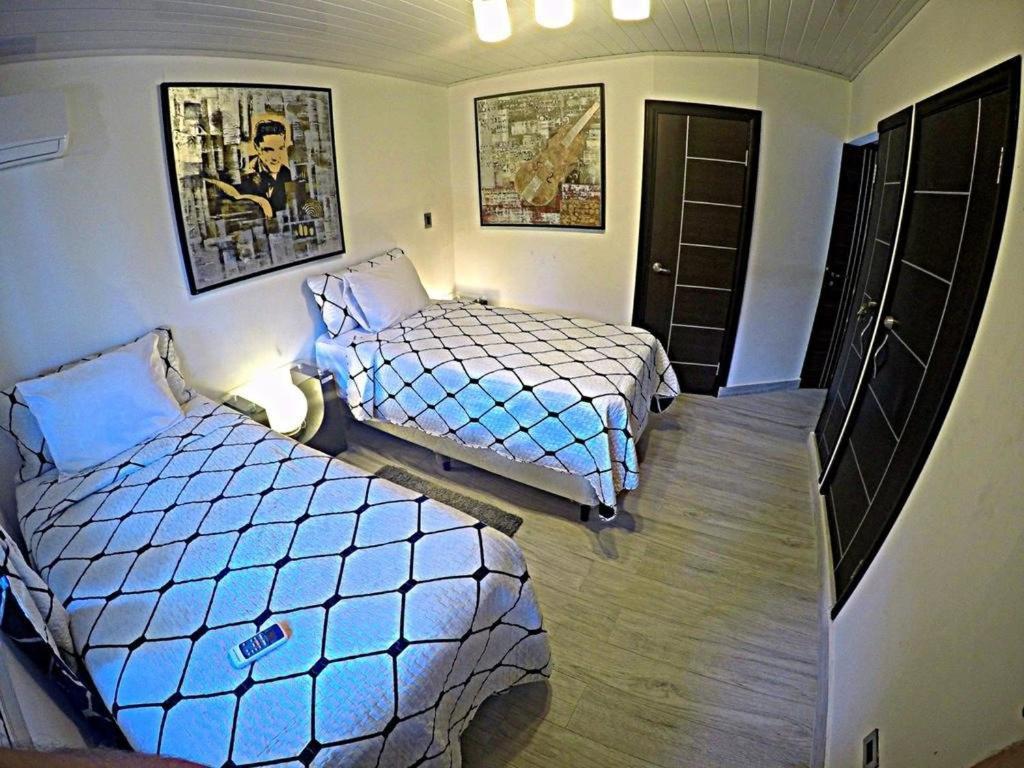 La Romantica Bed & Breakfast Contadora Island Екстериор снимка