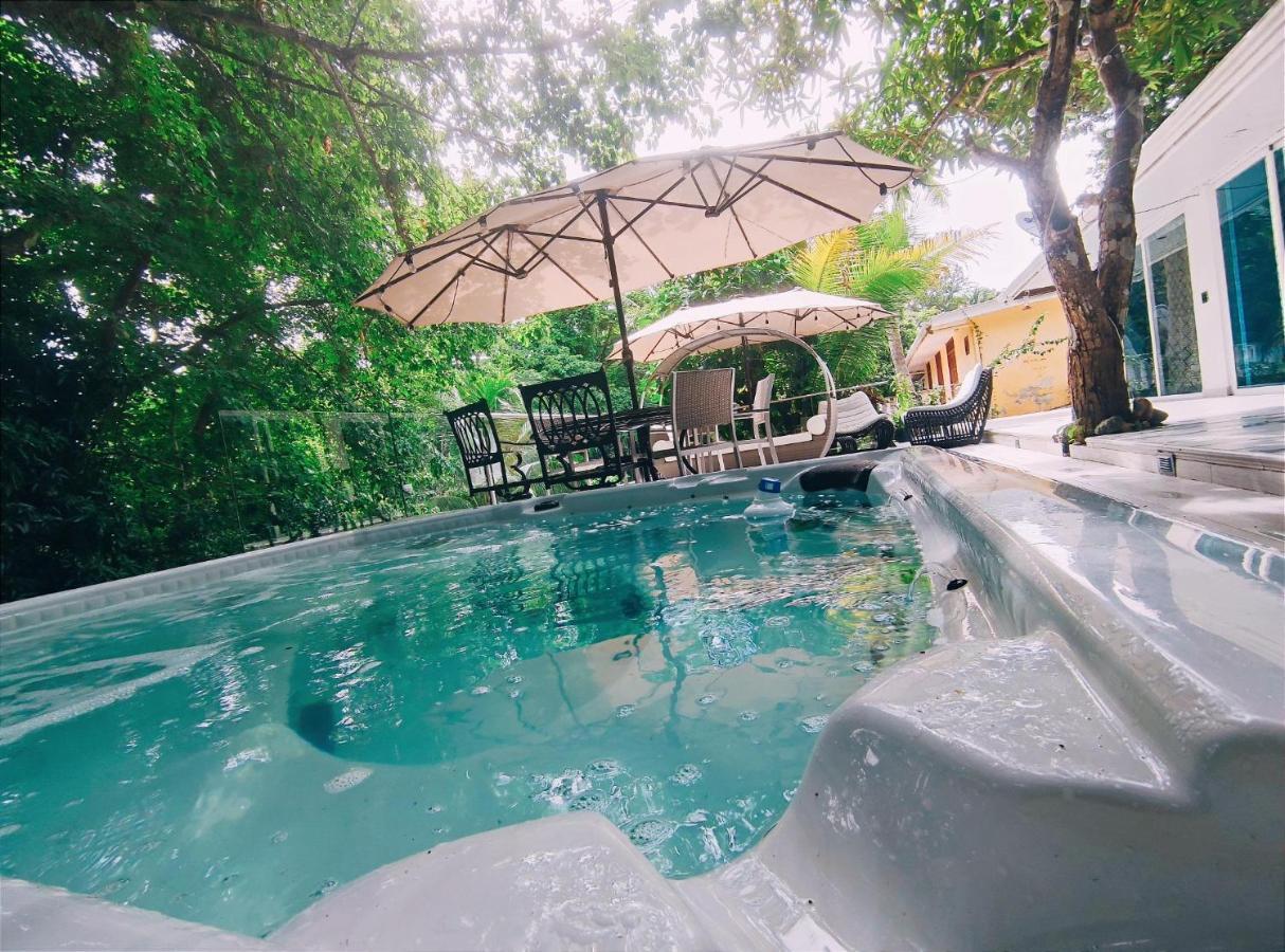 La Romantica Bed & Breakfast Contadora Island Екстериор снимка