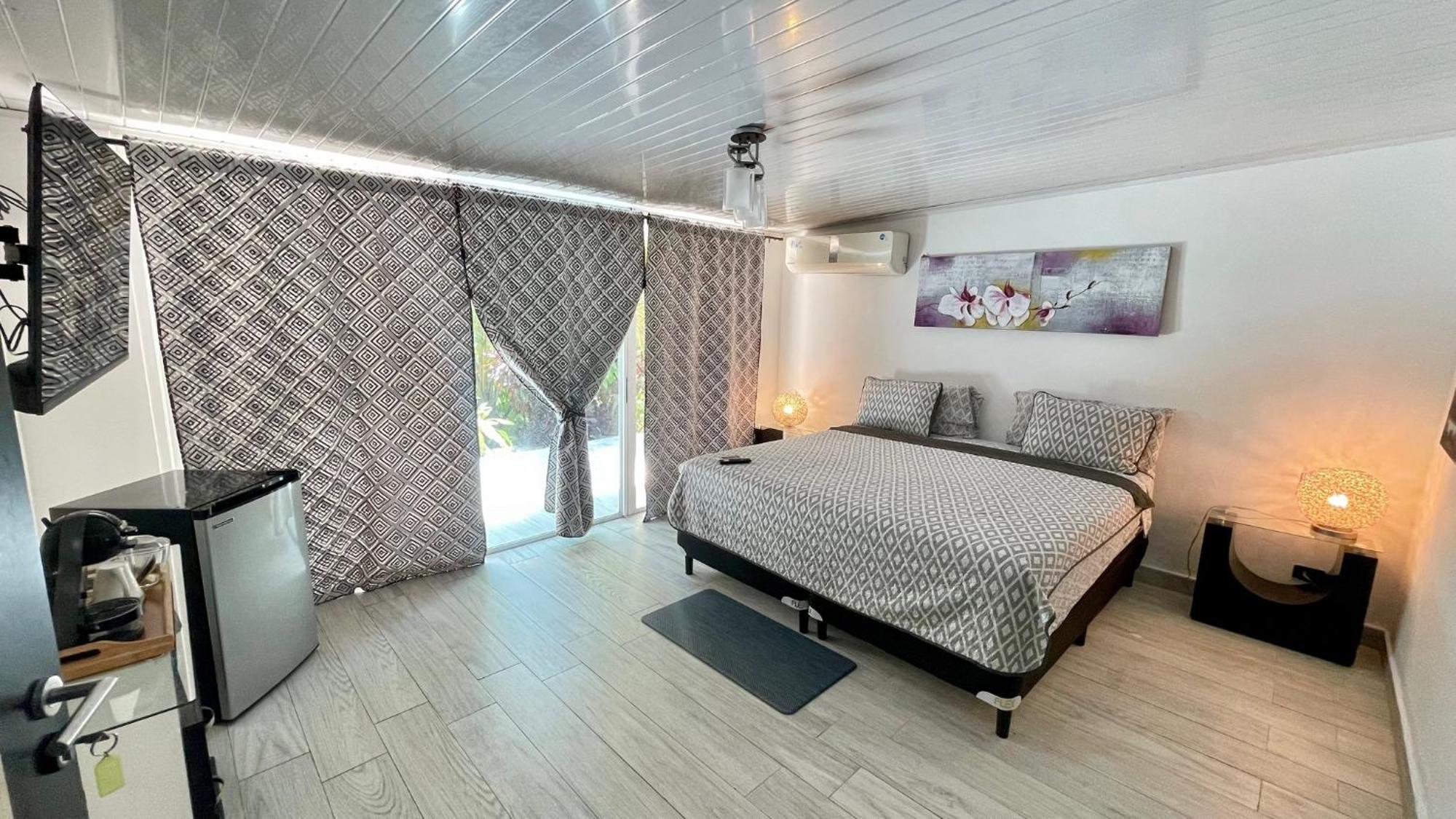 La Romantica Bed & Breakfast Contadora Island Екстериор снимка
