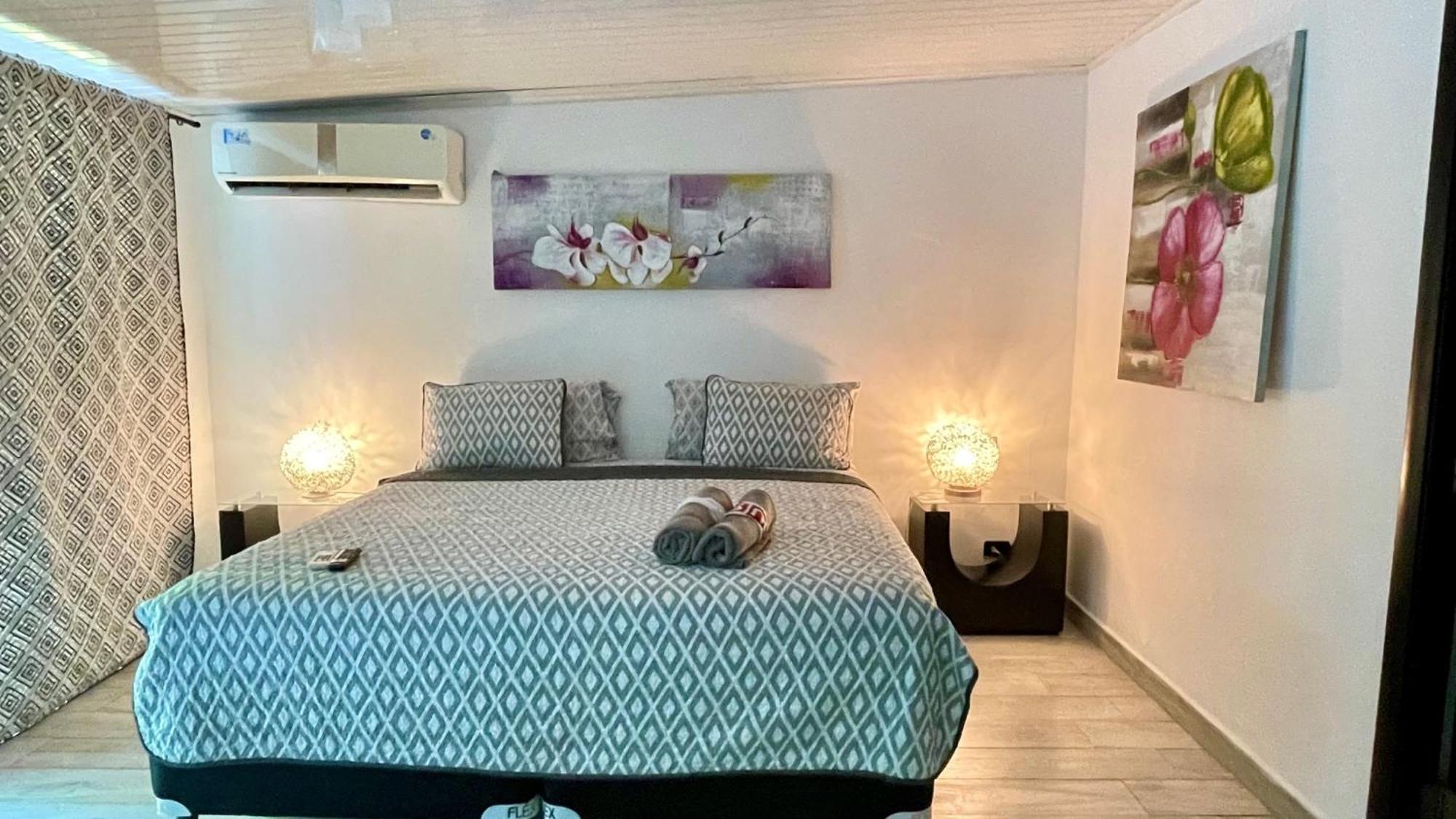 La Romantica Bed & Breakfast Contadora Island Екстериор снимка