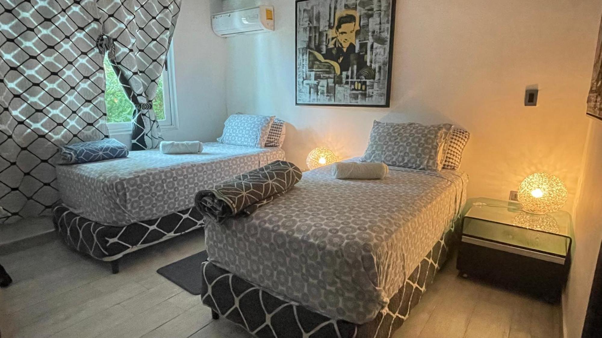 La Romantica Bed & Breakfast Contadora Island Екстериор снимка
